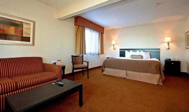 Best Western Mount Pleasant Inn Habitación foto